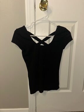 Garage Black Short Sleeve Top with Criss-Cross Strappy Back - Size Small